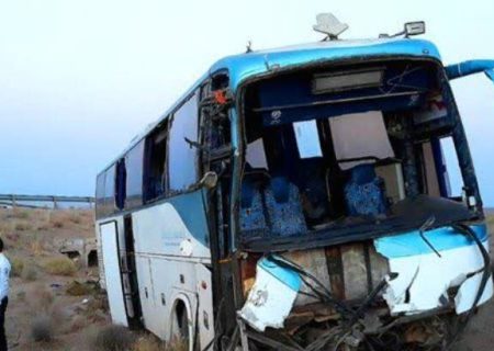 واژگونی اتوبوس در محور کنگان- عسلویه