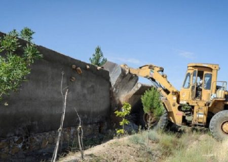 تخریب بناهای غیرمجاز در اراضی کشاورزی دشتستان