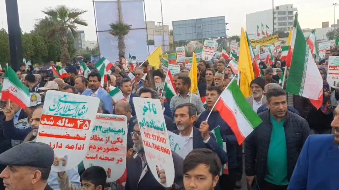 بوشهر غرق در بانگ اتحاد نسل‌ها+ ویدئو